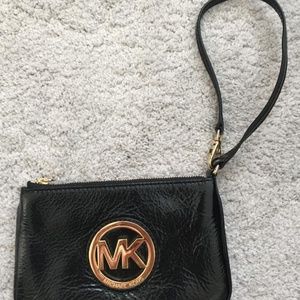 Michael Kors Wristlet Clutch Wallet Glossy Black
